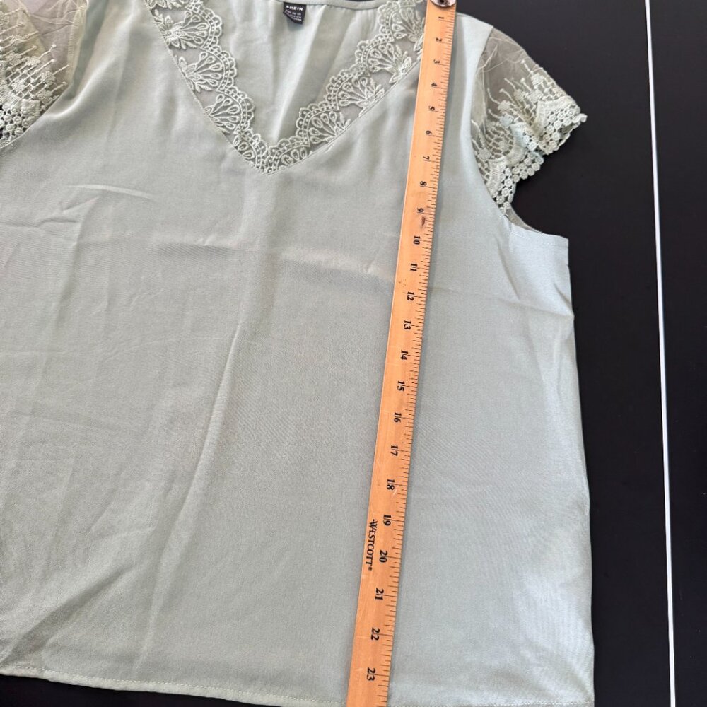 Shein Sage Green Lace Trim Blouse โ Size L - Picture 5 of 6